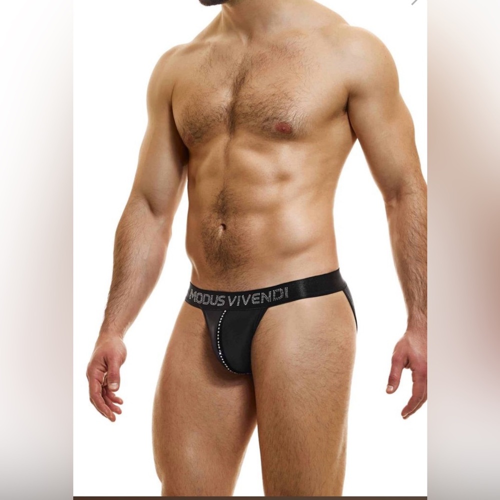 Brandon Blackwood New York‎ Swim . New the model is a similar.